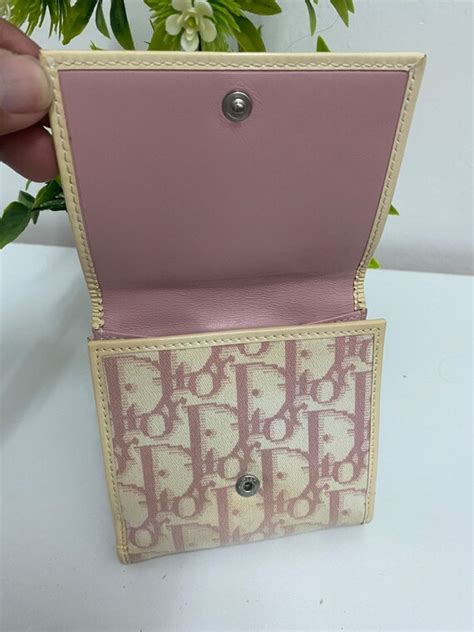 christian dior wallet pink.